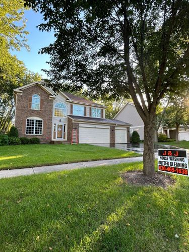 Home Softwash for J&J Power Washing and Gutter Cleaning in Sycamore, IL