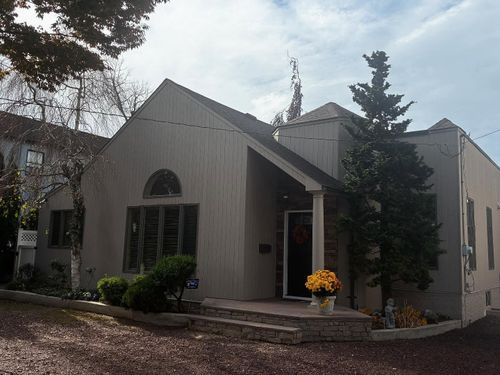 Exterior Painting for Prestige Painting Corp. in Lindenhurst, NY