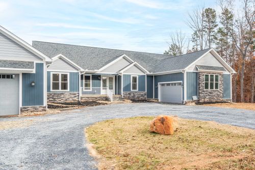 Custom Home Building for Hartman Homes and Interiors in Lexington, NC