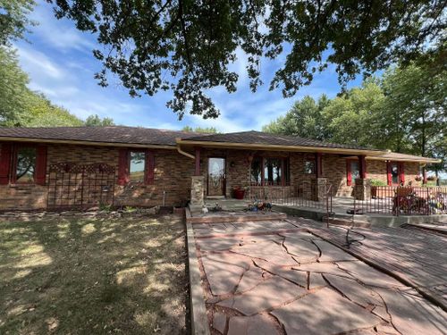 Exterior Painting for Franks Painting LLC in Kansas City, KS