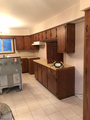 Kitchen and Cabinet Refinishing for Wilson's Painting in 48427, MI