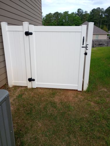 Vinyl Fences for Only Fences in Carroll County, GA