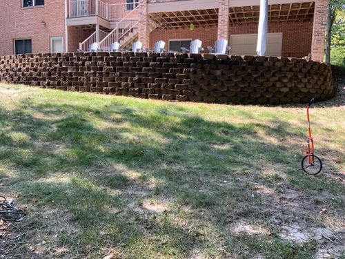 Lawn Maintenance for Mayfield Landscaping in Staunton, IL