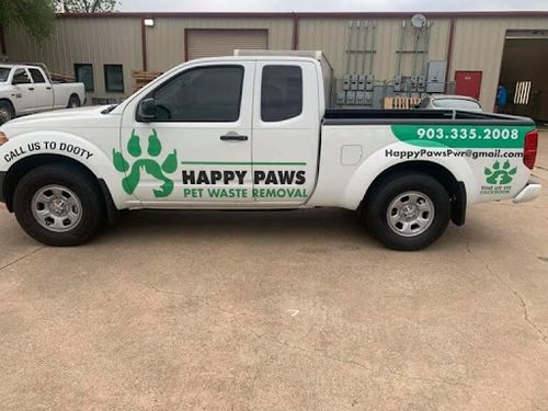 Pet Waste Removal for Happy Paws Pet Waste Removal in Van Alstyne, TX