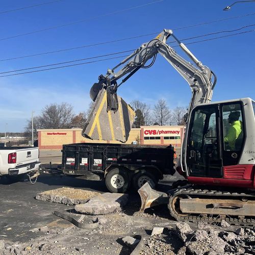 Asphalt Maintenance for Straight Line Striping in Little Rock, AR