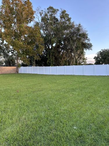 Vinyl Fence Installation for ASAP Fence & Gates - Central, FL in Leesburg, FL