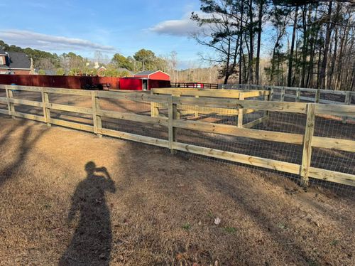 Split Rail for 4 In The Fire Fencing LLC in Darlington, SC