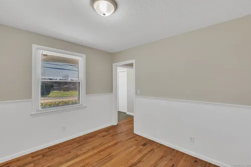Under Contract: 419 Main St, Somers, CT 06071 for Nelson Foss - Realtor in South Windsor, CT