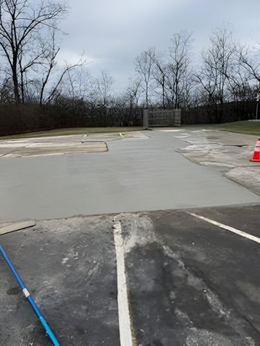 Concrete Installation & Repair for RICH Trucking in Union, KY