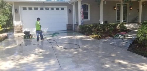 Fall and Spring Clean Up for Southern Pride Turf Scapes in Lehigh Acres, FL