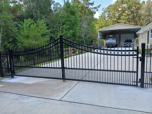 Gate Installation and Repair for Kingdom Fence in Houston, TX
