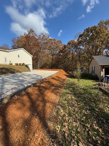 Excavation & Grading for DIRT PLUS LLC in Bowling Green, KY