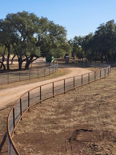 Fences for Rudy's Custom Fence Building in Luling, TX