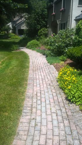 Driveway and Sidewalk Cleaning for The Deck Hand in Parkesburg, PA