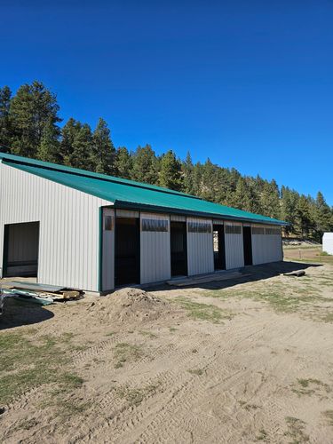 Pole Barn Construction for Blue Mountain Construction in Roundup, MT