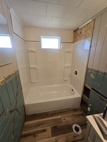 Bathroom Renovation for T & R Grantham Enterprises in Crestview, FL