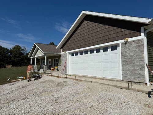 Driveways & Sidewalks for Whitfield Concrete Construction in Solsberry, IN