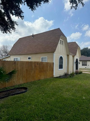 Fencing for Lala Home Solutions in San Juan, TX