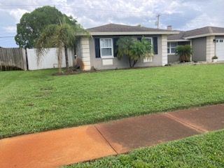 All Photos for Impressive Lawns 321 LLC in Titusville, FL