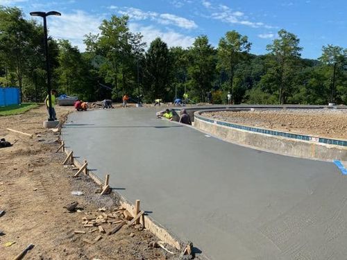  for HR Concrete Solutions LLC in Gatlinburg, TN