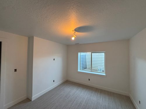 Handyman Services for Elite Construction & Painting in Orem, UT