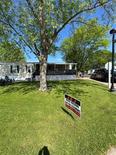 Home Softwash for J&J Power Washing and Gutter Cleaning in Sycamore, IL