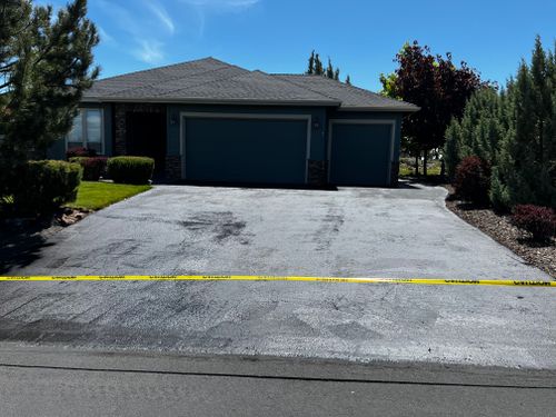 Driveway Sealcoating for Pacific Sealcoating in Bend, OR