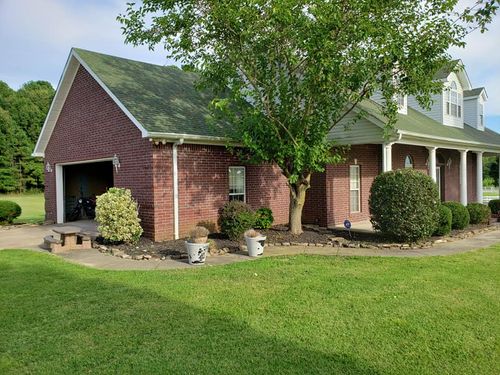 Shrub Trimming for Stocker Lawn Care in  Portia, Arkansas