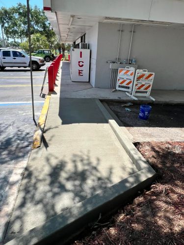 Pressure Washing for Bright Future Construction in Tampa, FL
