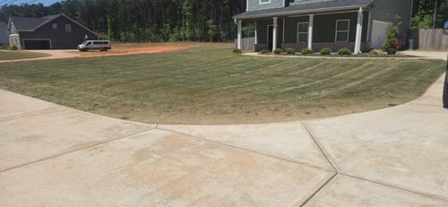 Mowing for Fresh Cut Yard & Lawn Care LLC in Forsyth, GA