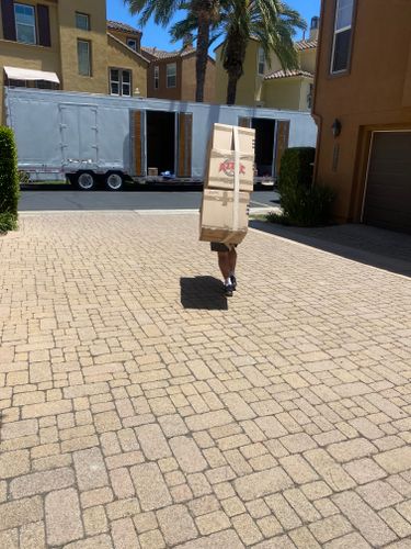  for Hugo’s Affordable Moving Labor in San Diego, CA