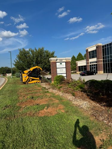 Excavation & Grading for DIRT PLUS LLC in Bowling Green, KY