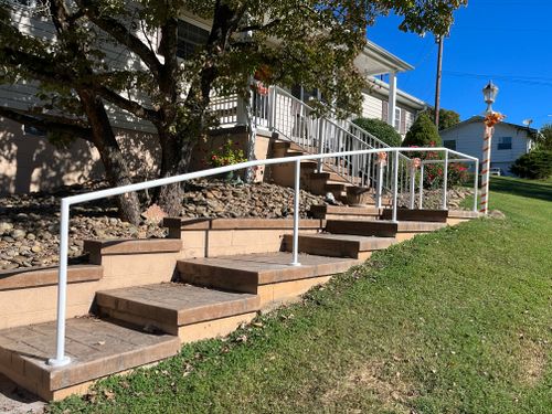 Handrails for Modern Metalworks LLC in Knoxville, TN