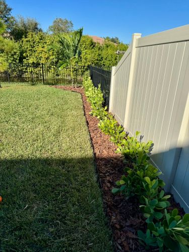 Landscaping for Shoreside Property Services in Apollo Beach, FL