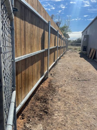  for 5-7 Fencing & Construction in Madisonville, TX