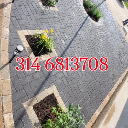 Landscape Installation for VQ Land & Stone in St. Louis, MO