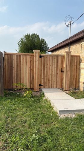 Fencing for Lala Home Solutions in San Juan, TX