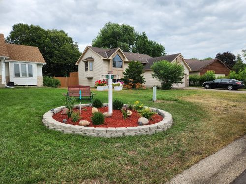 Shrub Trimming for K & I Lawn Care Service  in Eden Prarie, MN