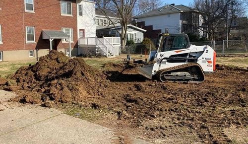 Excavating for Louisville Earth Movers in Crestwood, KY