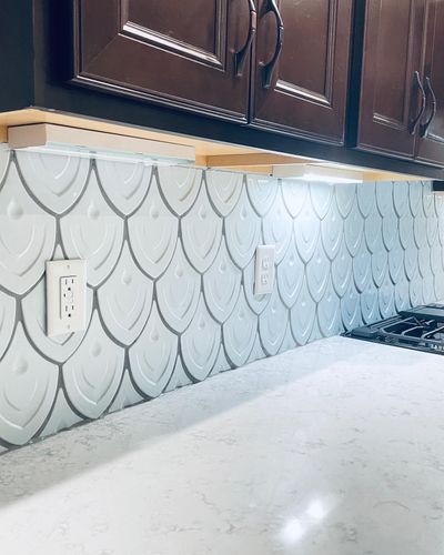 Custom tile backsplash for Cincinnati Custom Remodel LLC in Cincinnati, OH