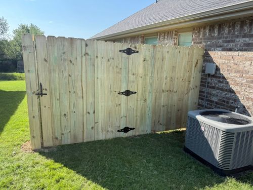 Fencing for Mo’ Joe Construction in Goshen, AR