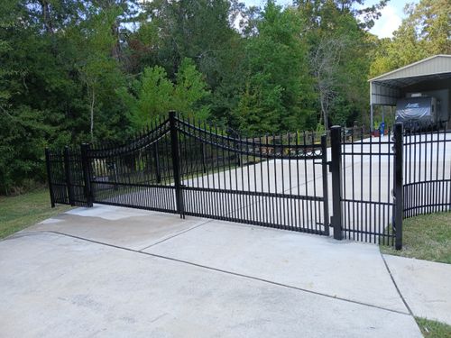 Gate Installation and Access Controls for Kingdom Fence in Houston, TX