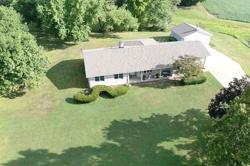 Mowing for Youngstown Lawn & Patio Design in Canfield, OH