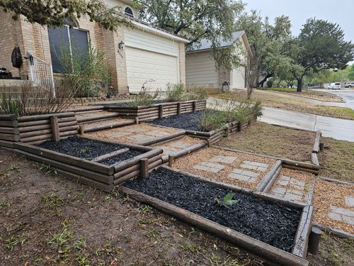 Mulch Installation for Miller Mowing and Maintenance in San Antonio, TX