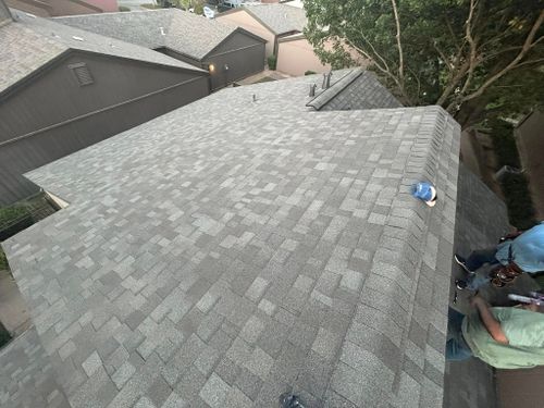 Roofing Installation for Royalty Contracting Roofing in Saginaw, TX