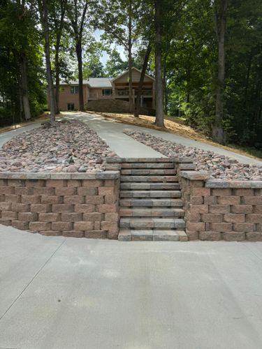 Rock and Bulk Material Delivery for Mayfield Landscaping in Staunton, IL