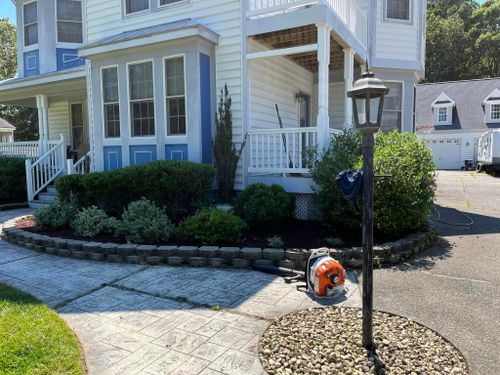 Fall Clean Up for Three Brothers Lawn & Landscaping LLC in Yorktown, VA