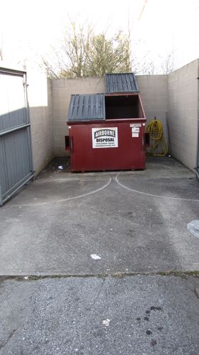 Eco-Safe Dumpster pad Cleaning for Oakland Power Washing in Clarksville, TN