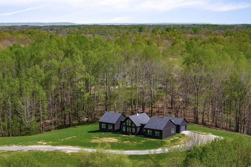 Custom Home Design for B4 Construction LLC in Cookeville, TN