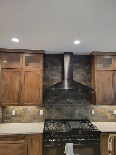 Kitchen Backsplash Tiling for Goldberg Tile & Stoneworks in Belfair, WA